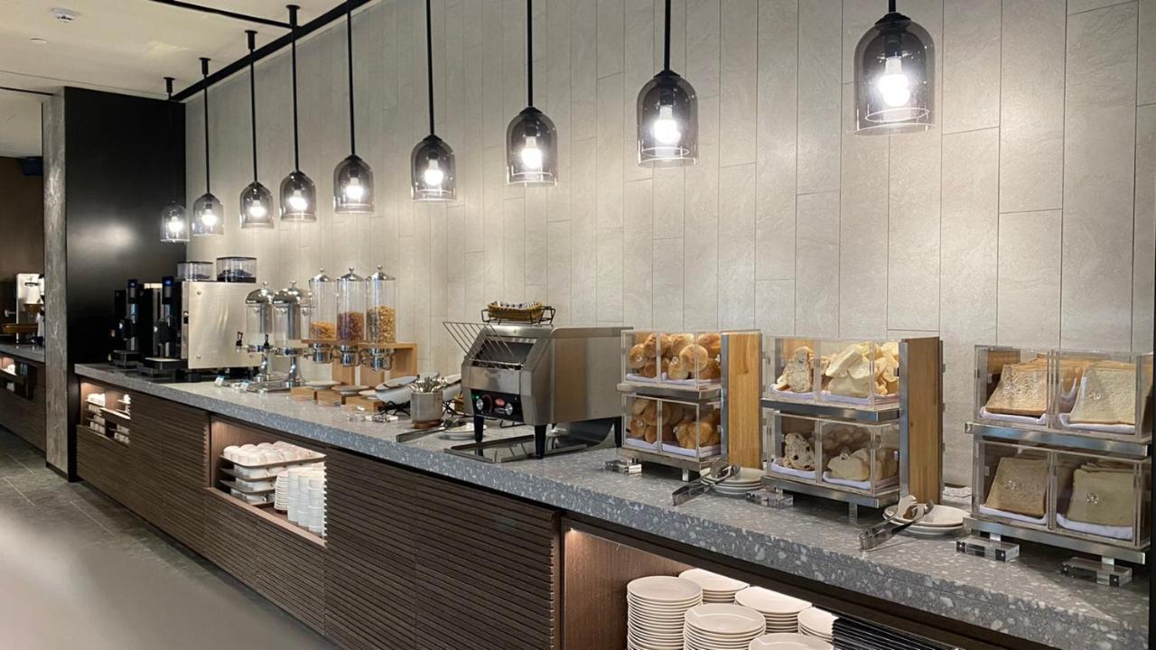 Lakeshore Hotel Hualien Taroko Shunan Εξωτερικό φωτογραφία Coffee bar at the lounge