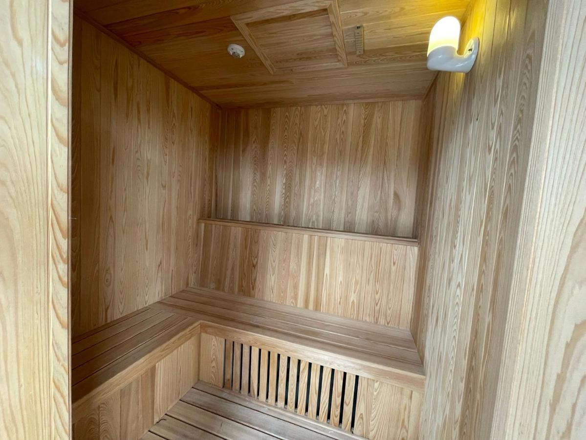 Lakeshore Hotel Hualien Taroko Shunan Εξωτερικό φωτογραφία A modern Finnish sauna