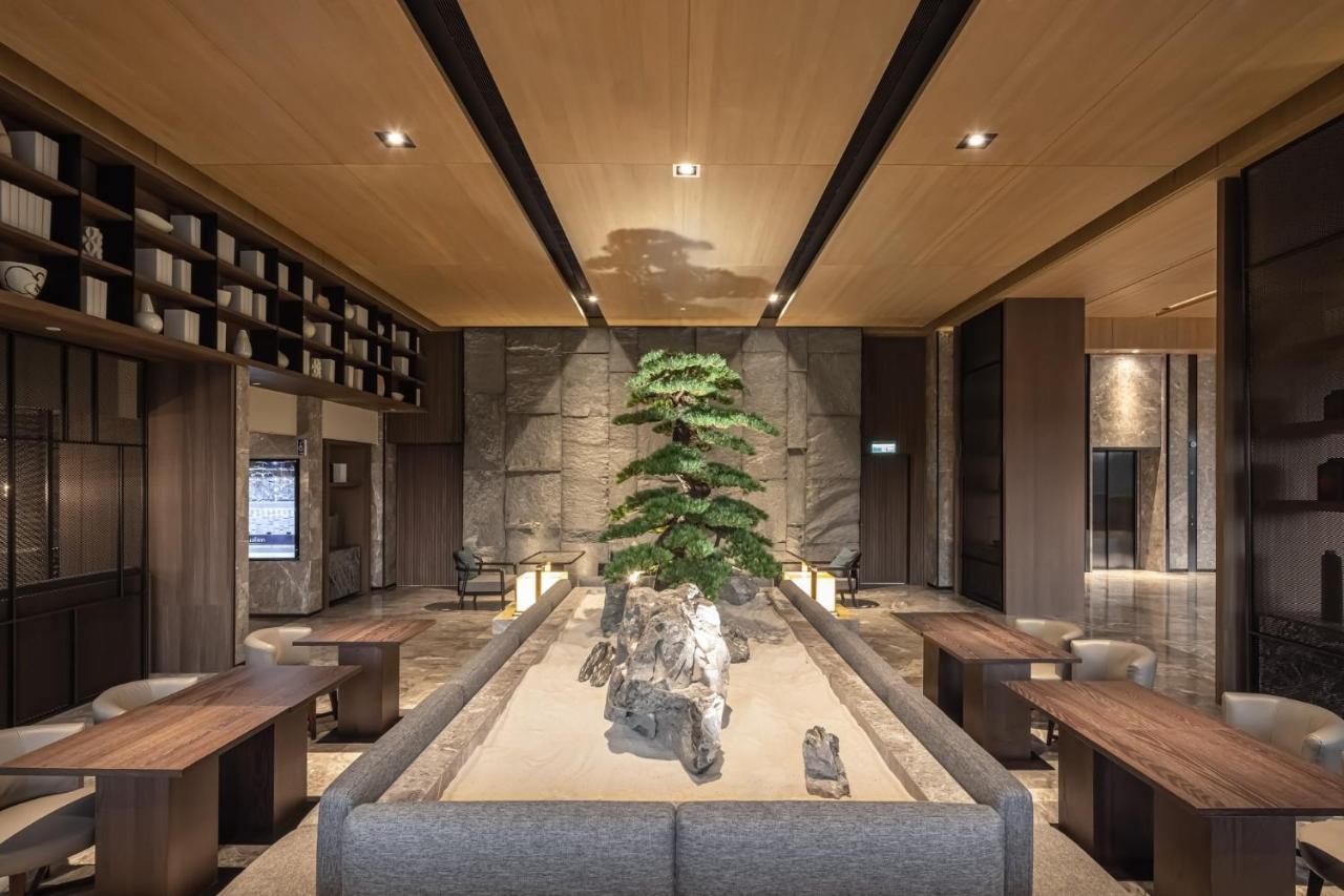 Lakeshore Hotel Hualien Taroko Shunan Εξωτερικό φωτογραφία The lobby of the hotel