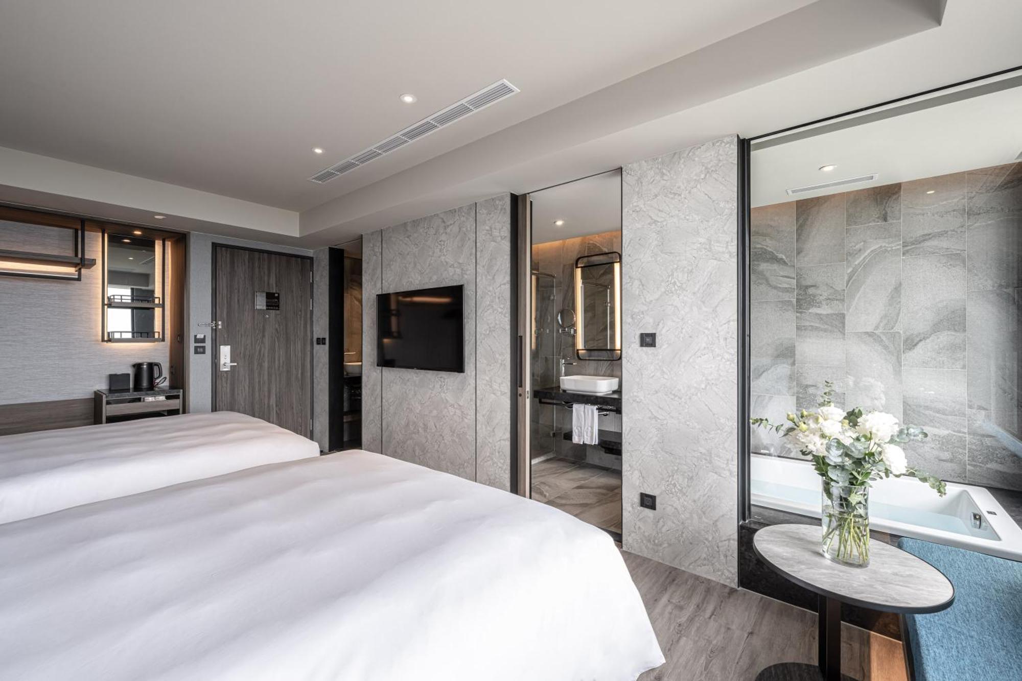 Lakeshore Hotel Hualien Taroko Shunan Δωμάτιο φωτογραφία Deluxe Room